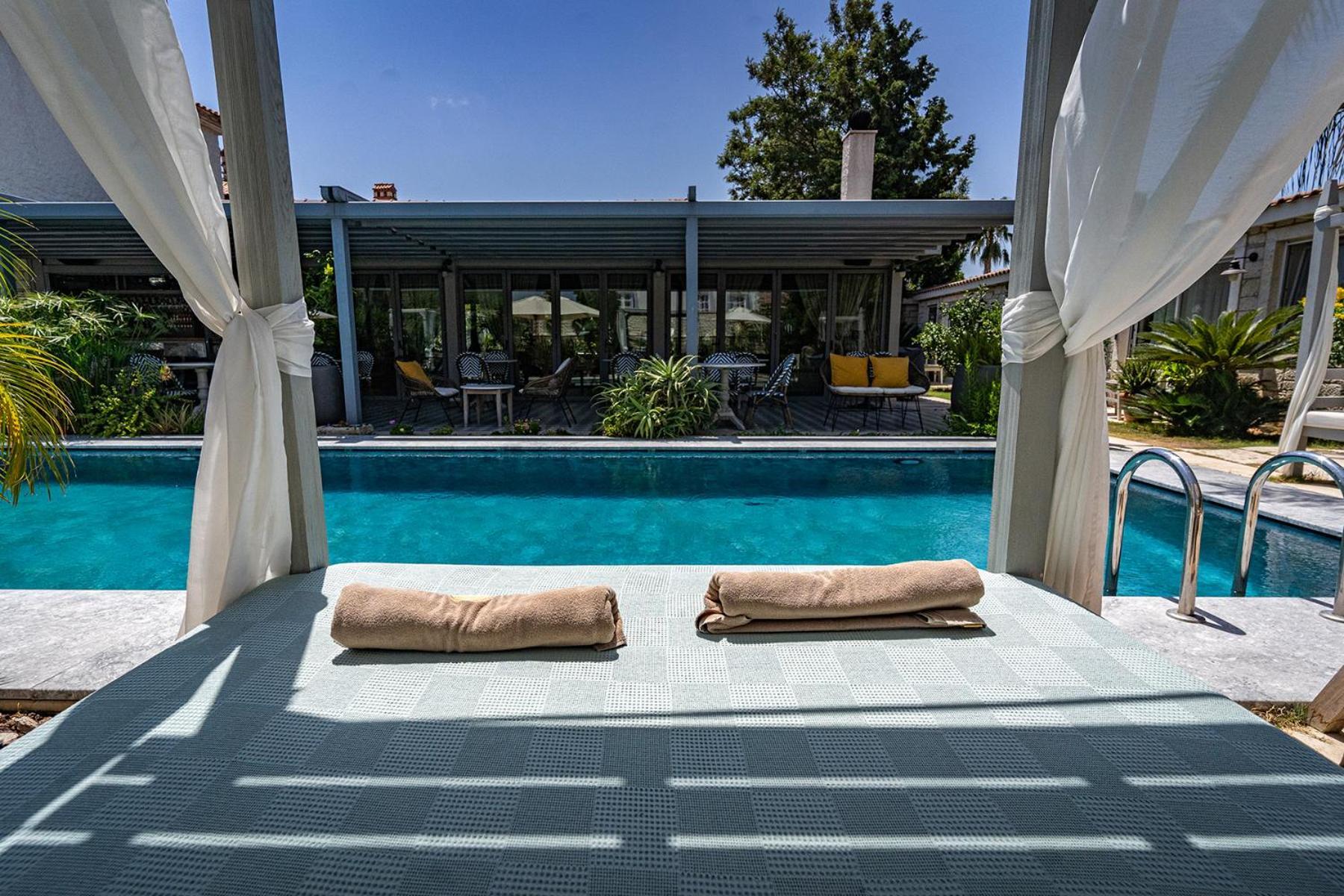Casa Luna Hotel - Adult Only Алачати Экстерьер фото