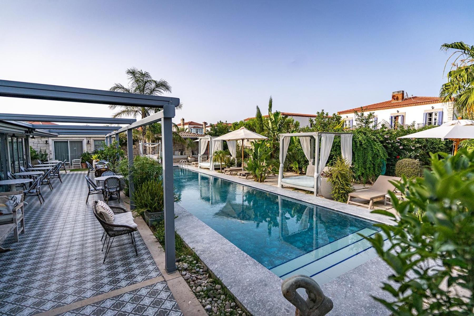 Casa Luna Hotel - Adult Only Алачати Экстерьер фото
